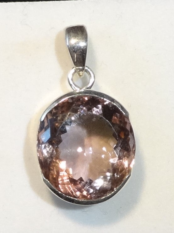 nr 4 23x20mm  € 65